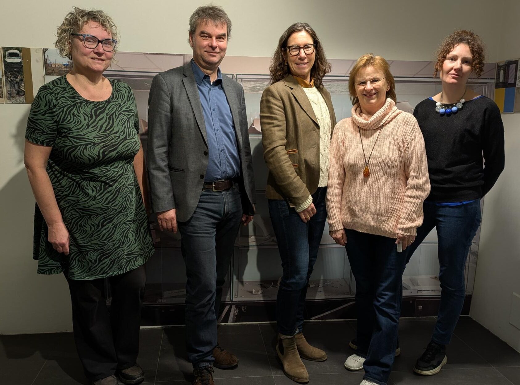 v.l.n.r. Sabine Kaufmann, Oliver Brandt, Uta Röpcke, Christa Mahl, Marita Landgraf (Foto: Regionalbüro Oliver Brandt)