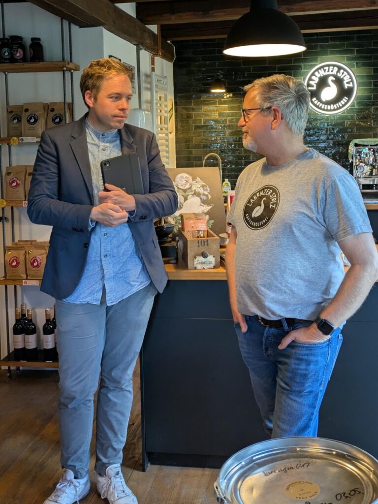 Rasmus Andresen (MdEP) und Matthias Berndt (re. im Bild; Foto: Regionalbüro Oliver Brandt)